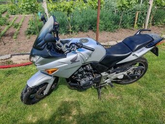 Honda CBF600