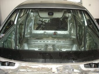 čelne sklo, okno, airbag, kapota, blatnik, škoda octavia 2