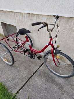 Trojkolesový bicykel