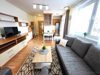 Komplet zariadený 2-izbový byt s loggiou a parkovaním …