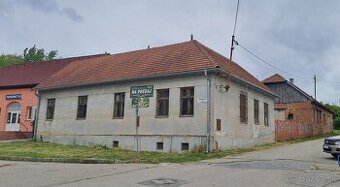 Na predaj RD s vedľajšou budovou v Myjave.