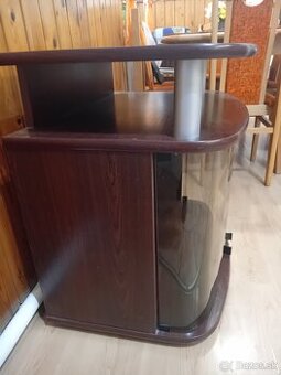 Skrinka pod TV