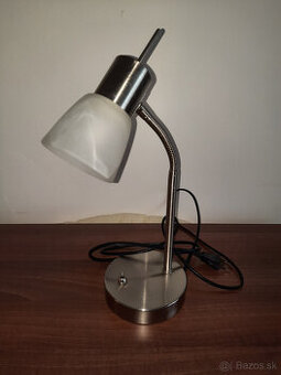 LED lampa stolná