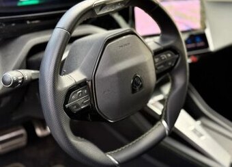 Predám Peugeot 308, GT, HYBRID