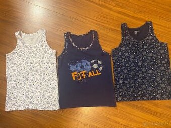 3 vzorované chlapčenské tielka, veľ. 9-10 rokov