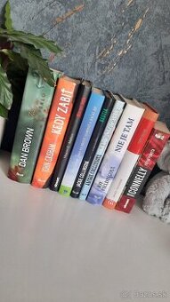 Dan Brown,John Grisham,Conelly