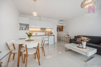 REZERVOVANÉ - 2 izbový byt s dvoma loggiami na Slnečných Jaz