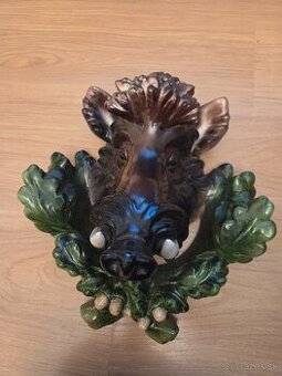 Keramická hlava diviaka