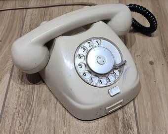 Retro telefón