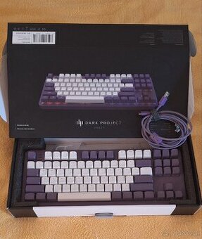 Herná klávesnica Dark Project - Violet