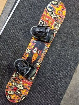 Detský snowboard 126 cm Hot Wheels s viazaním