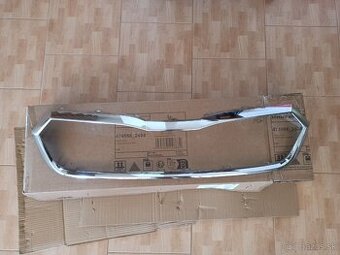 Octavia 4 rám mriežky chladiča - chrómový