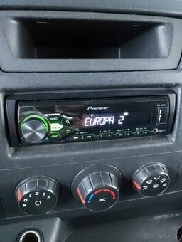 Predám autorádio Pioneer mvh180ubg