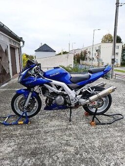 Suzuki SV1000 S