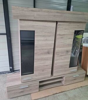 Obyvacia stena s led svietením