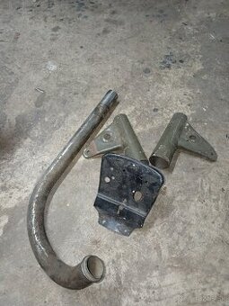 Koleno výfuku, drziaky svetla