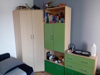 Detská izba skriňa + posteľ