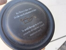 Viečko/ uzáver hrdla oleja - WV / Škoda