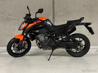 KTM Duke 890