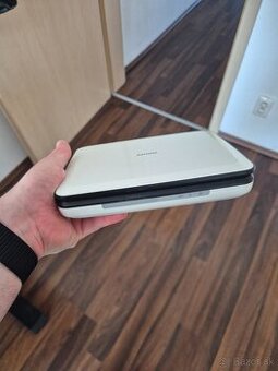 Prenosny DVD prehravac