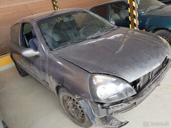 RENAULT CLIO 1,6B  79KW  RV.2002