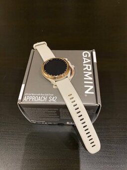 Garmin approach s42