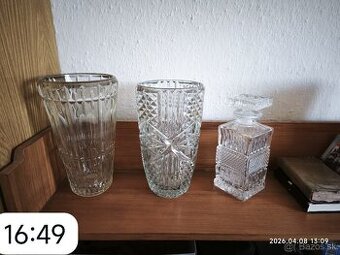 Predám nepoužívané krištáľové vázy a whisky nádobu