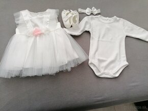 Dievčenské šaty na krst