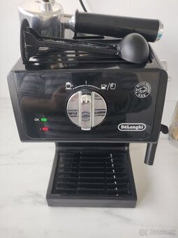 Predám  kávovar DeLonghi