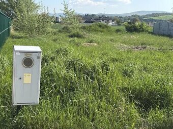 ATRAKTÍVNY stavebný pozemok pri kúpeľoch Piešťany