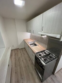 Na predaj 2 izbový byt kompletná rekonštrukcia Handlová