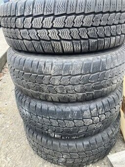 195/70R15c