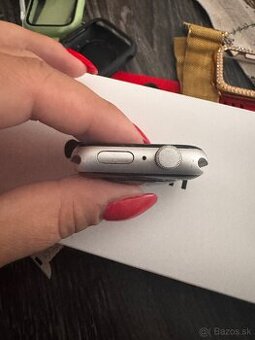 Apple Watch SE 44mm