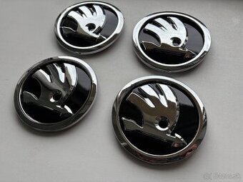 SKODA ZNAK LOGO EMBLEM 90mm 9cm