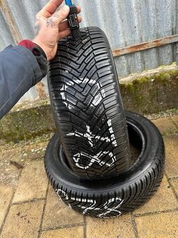 C78 2ks celoročné 195/50R16