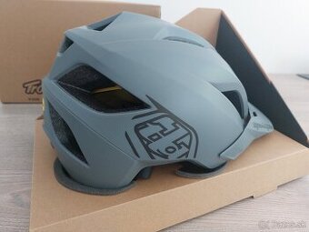 Nova MTB/trail/e-bike prilba Troy Lee Designs Flowline Mips