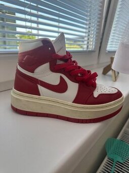 Nike botasky