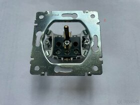 elektroinstalacny material 1 - 1