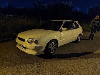 Toyota corolla e11