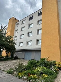 PREDAJ: 1-izbový byt, Devínska Nová Ves (36m²)