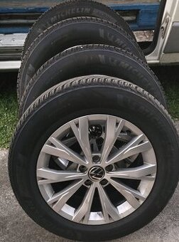 5x112,r17,Dezent,7J,et40,215-65-MichelinAlpin7-2024-top stav