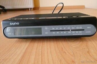RÁDIOBUDÍK zn. SANYO