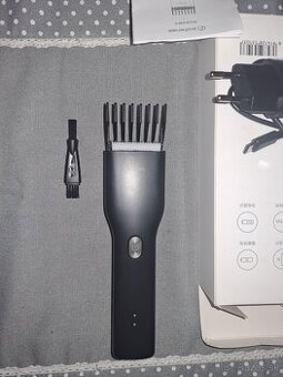 Elektr strojcek na vlasy