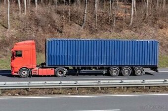 Vodič kamiónu|4000–4800€ netto + bonus 400€|Angličtina nutná