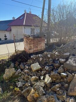 Darujem pálenu tehlu