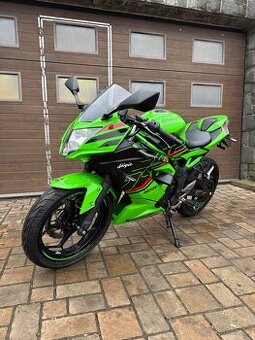 Kawasaki Ninja 125 2023