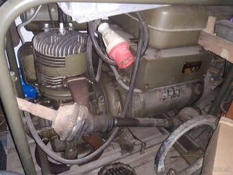 Vojenská elektrocentrála, generátor