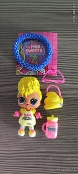 L.O.L loves mini sweets 1 - Tough Chick