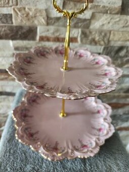 Růžový porcelán, dvoupatrový etažér, Chodov