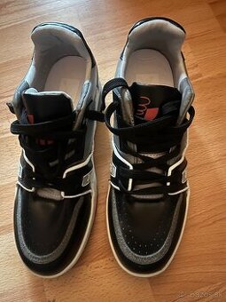 Louis Vuitton limited